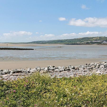 Вилла Beachlands Лланелли Экстерьер фото